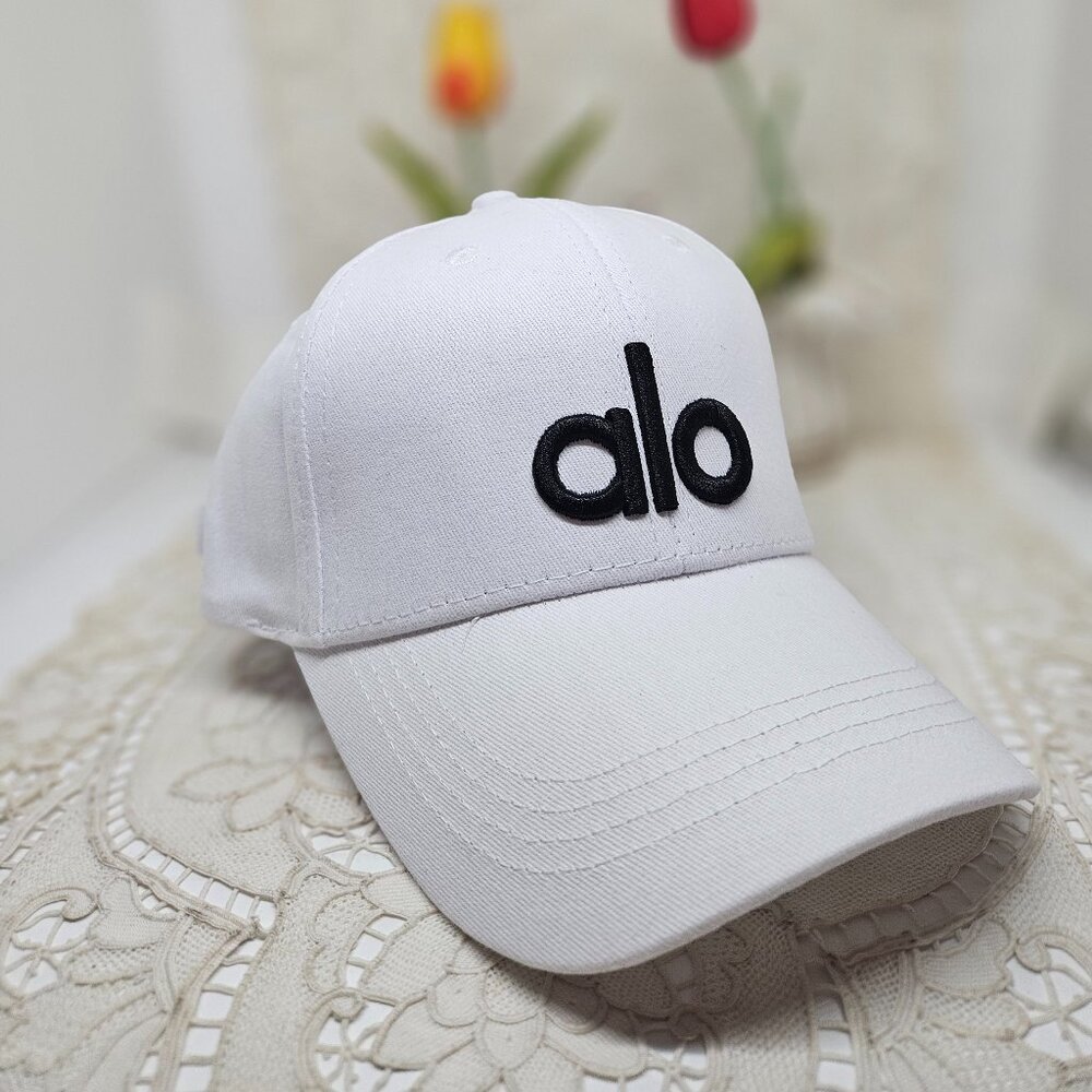 ALO Yoga Off-Duty Cap White New
